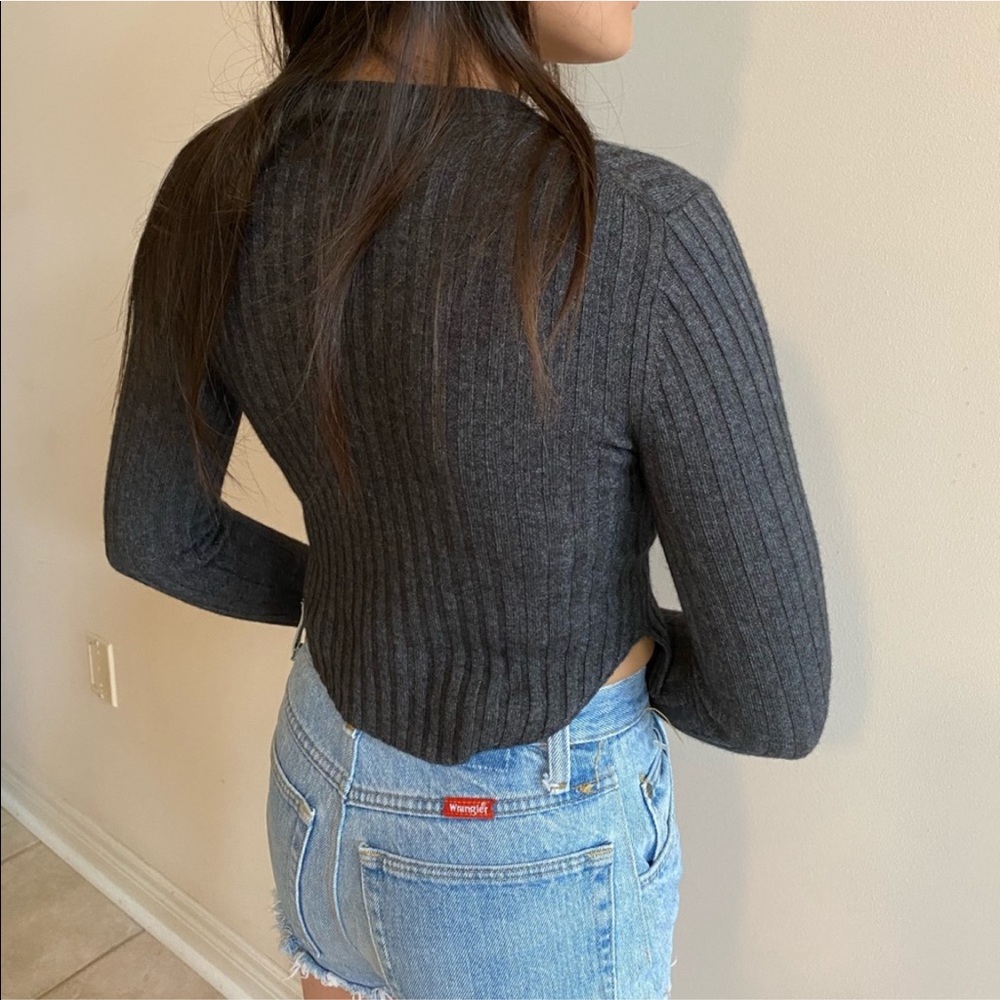 Aritzia - Babaton Ribbed Sweater - Picture 11 of 11